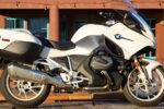 BMW R 1250 RT 2026 touring premium alemana con motor bóxer y tecnología avanzada