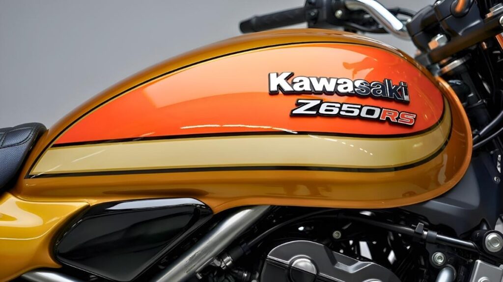 Kawasaki Z650 RS 2026 estilo retro y tecnología avanzada en una naked