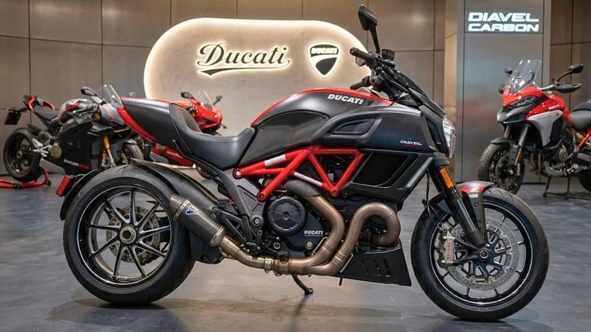 Ducati Diavel Carbon 2026 Estilo carbon y espíritu rebelde