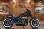 Harley-Davidson FXFBS 2026 Fuerza y estilo custom en la carretera